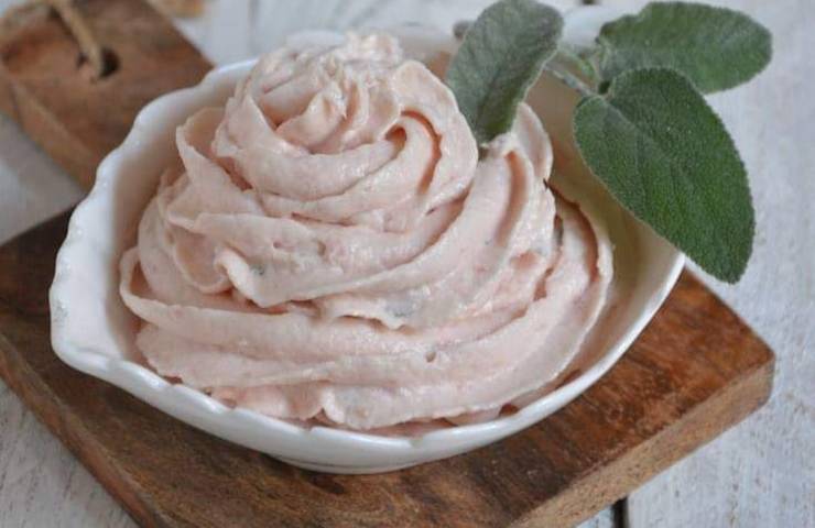 Mousse al prosciutto cotto