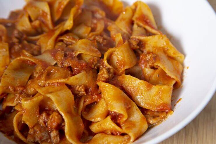 Tagliatelle con sugo